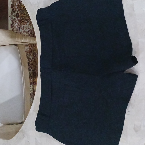 Black Calvin Klein dress shorts - Picture 3 of 4